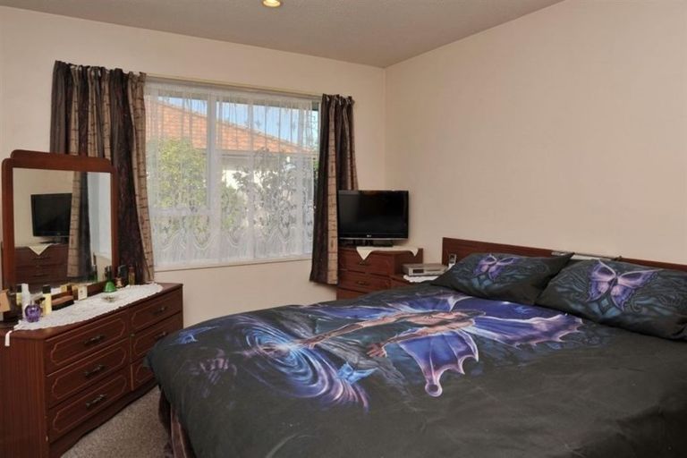 Photo of property in 3/57 Tyrone Street, Belfast, Christchurch, 8051