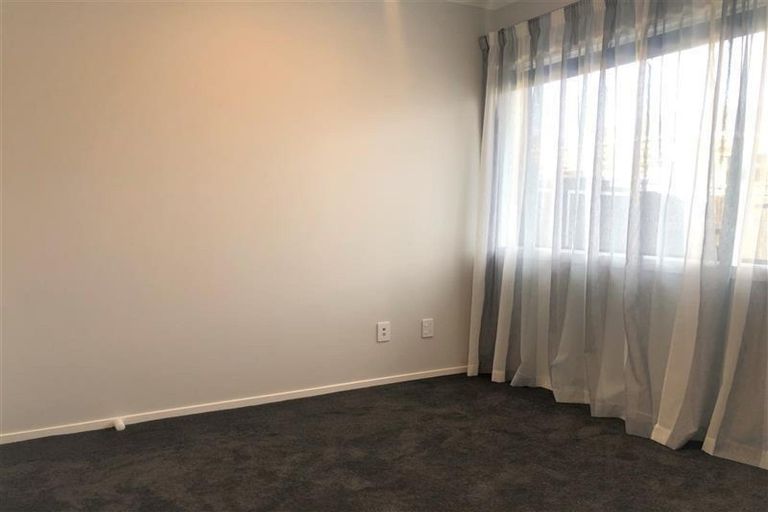 Photo of property in 2/34 Woolfield Road, Papatoetoe, Auckland, 2025