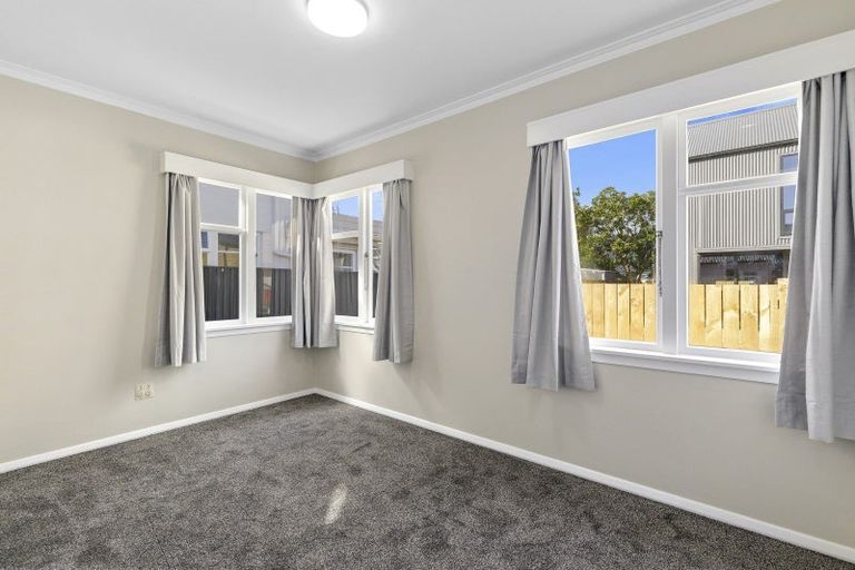 Photo of property in 894b High Street, Avalon, Lower Hutt, 5011