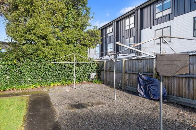 Photo of property in 2/121a Papanui Road, Merivale, Christchurch, 8014