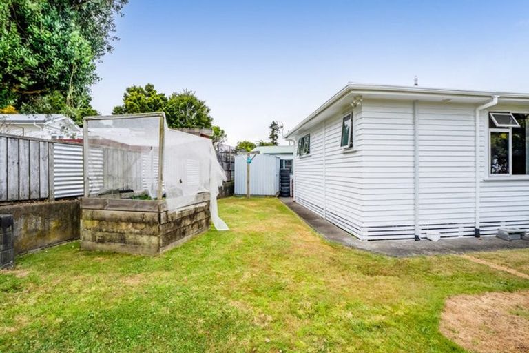 Photo of property in 8a Mahoe Street, Inglewood, 4330