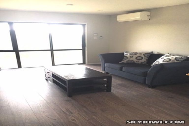 Photo of property in 18 Monarch Avenue, Hillcrest, Auckland, 0627