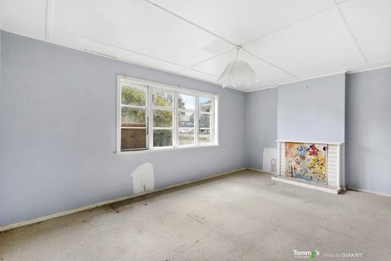 Photo of property in 1/87 Cambridge Terrace, Waterloo, Lower Hutt, 5011