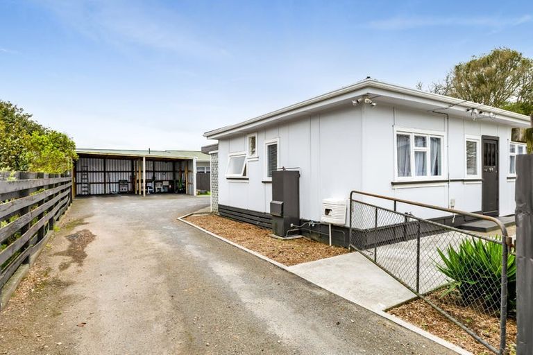 Photo of property in 59 Camberwell Road, Hawera, 4610