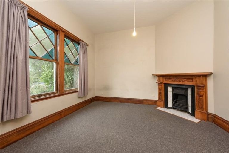 Photo of property in 17 Boundary Road, Kelburn, Wellington, 6012