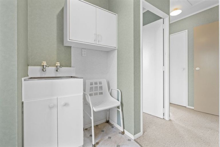 Photo of property in 58a Moore Street, Leamington, Cambridge, 3432