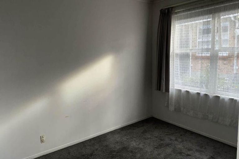 Photo of property in 3/133 Titirangi Road, New Lynn, Auckland, 0600