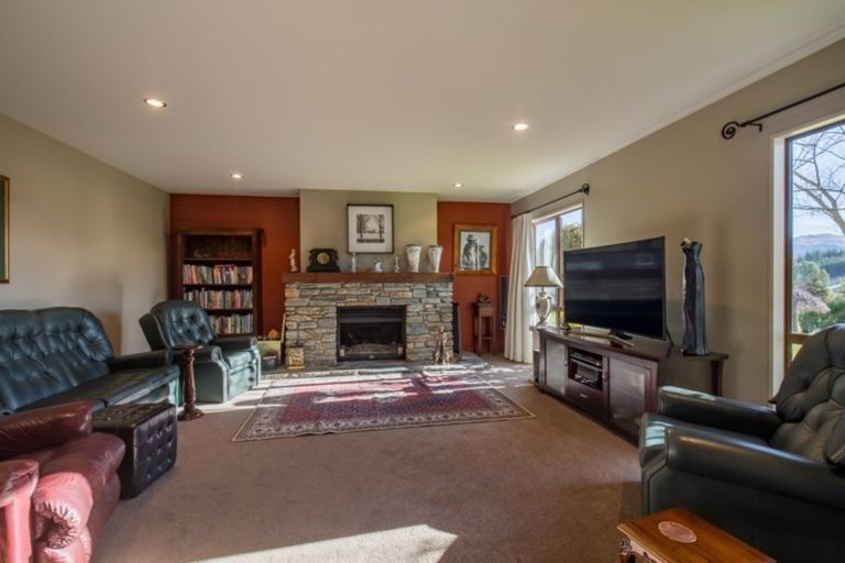 Photo of property in 545 Aubrey Road, Wanaka, 9305