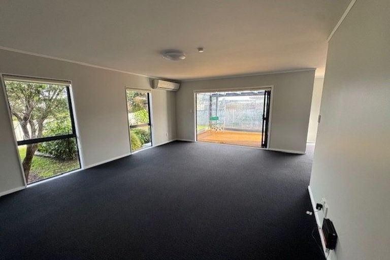 Photo of property in 38 Seabreeze Road, Mangawhai Heads, Mangawhai, 0505