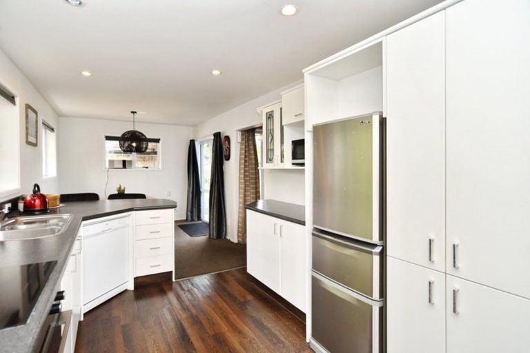 Photo of property in 17 Bainton Street, Bishopdale, Christchurch, 8053