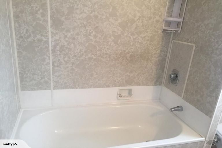 Photo of property in 65 Freyberg Street, Lyall Bay, Wellington, 6022