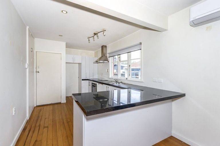 Photo of property in 1/218 Pine Avenue, South New Brighton, Christchurch, 8062