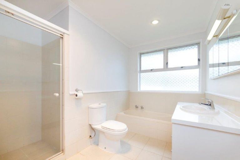Photo of property in 84 Buick Crescent, Awapuni, Palmerston North, 4412