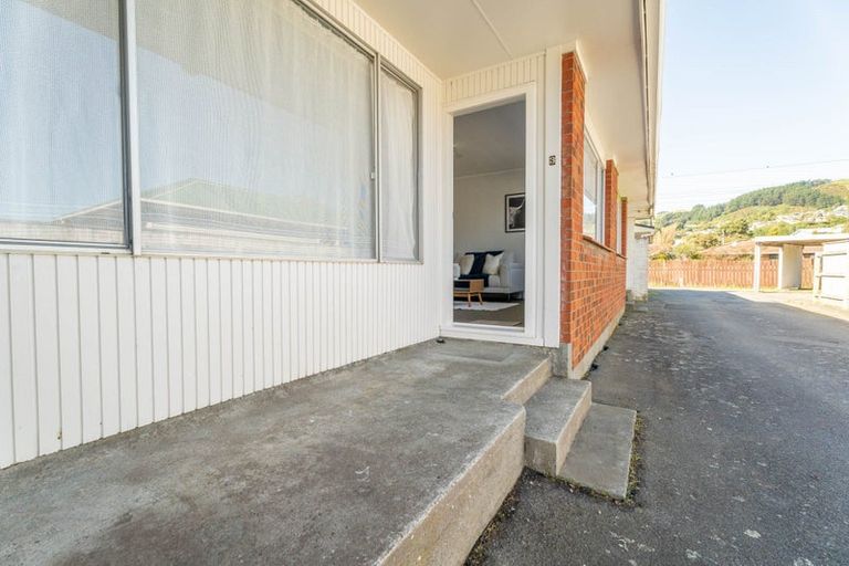 Photo of property in 3/7 Davies Street, Tawa, Wellington, 5028