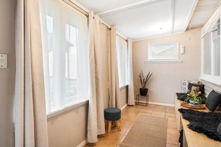 Photo of property in 14 Fraser Street, Wainuiomata, Lower Hutt, 5014