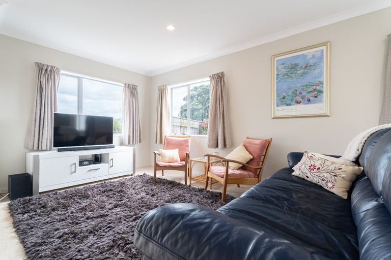 Photo of property in 5 Pohutukawa Grove, Titahi Bay, Porirua, 5022