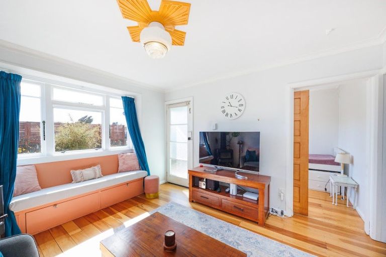 Photo of property in 16 Chrystal Street, Foxton Beach, Foxton, 4815