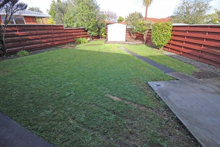 Photo of property in 17 Te Punga Place, Awapuni, Palmerston North, 4412
