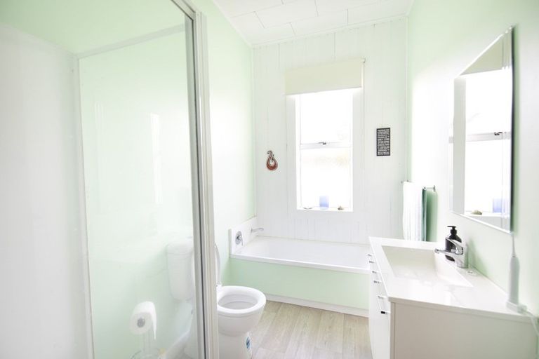 Photo of property in 2 Todd Street, Napier South, Napier, 4110