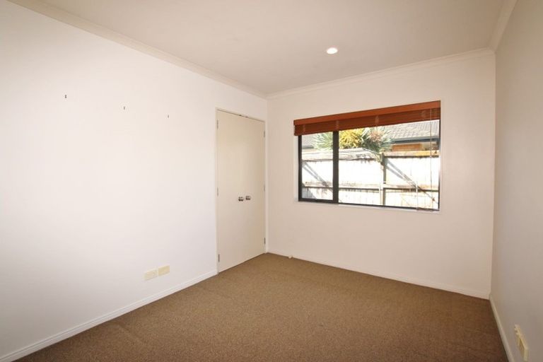 Photo of property in 174 Wattle Farm Road, Wattle Downs, Auckland, 2103