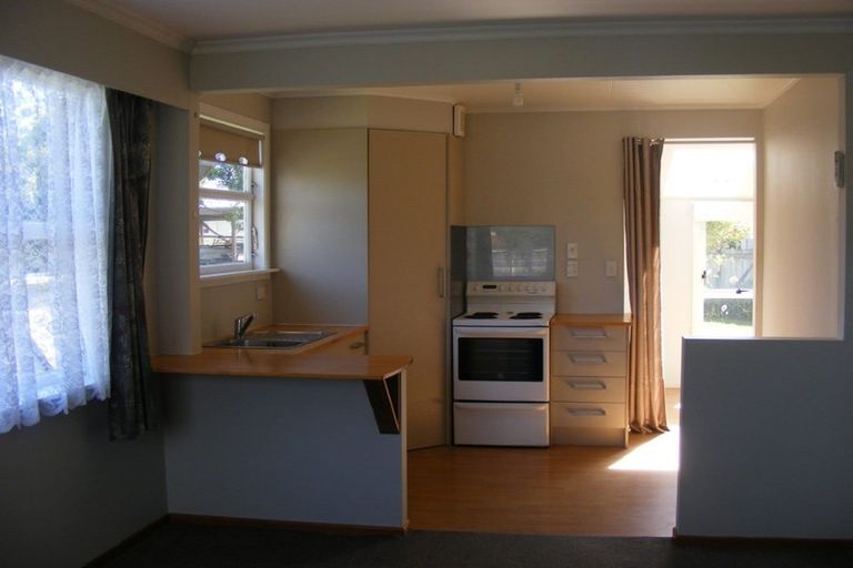 Photo of property in 43 Avenue Road, Foxton, 4814