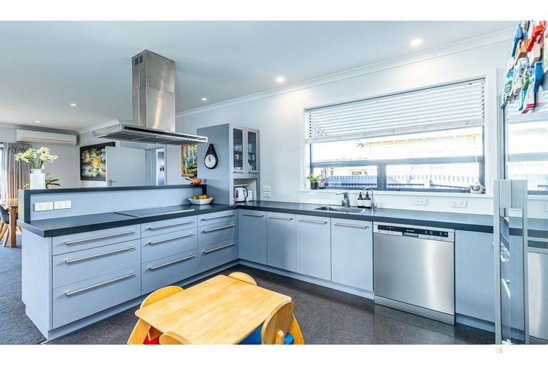 Photo of property in 6 Mowbray Street, Watlington, Timaru, 7910