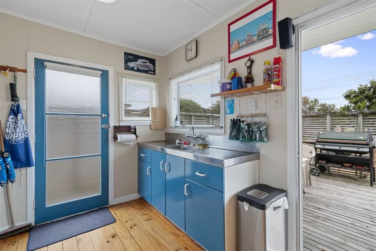 Photo of property in 413a Achilles Avenue, Whangamata, 3620