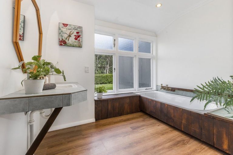 Photo of property in 245 Wallace Road, Koputaroa, Levin, 5571