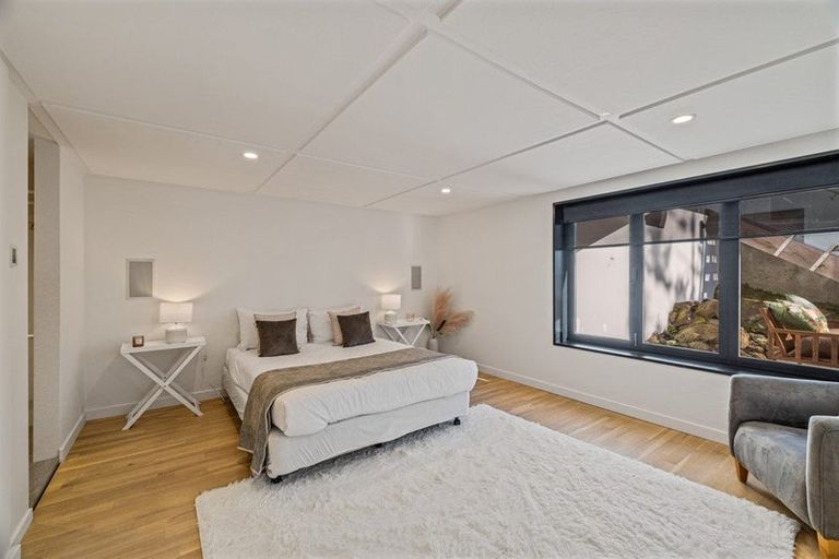 Photo of property in 21 Whareora Terrace, Cashmere, Christchurch, 8022