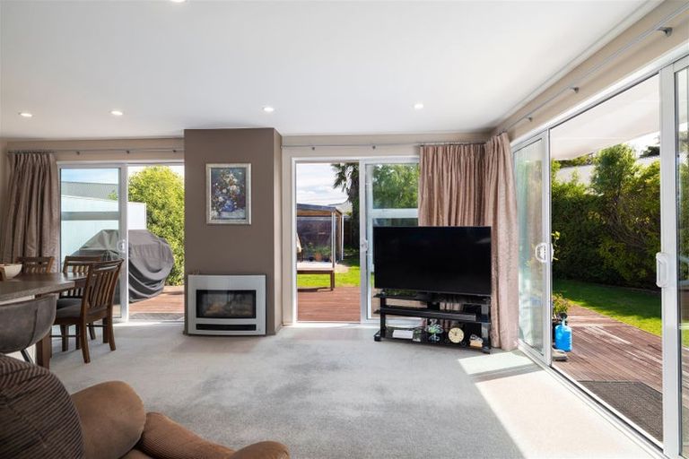 Photo of property in 30 Pegasus Avenue, North New Brighton, Christchurch, 8083