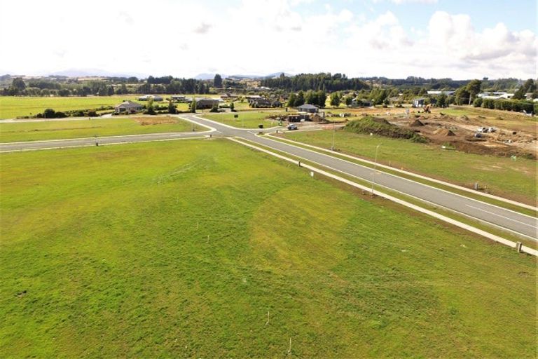 Photo of property in 22 Marakura Drive, Te Anau, 9600