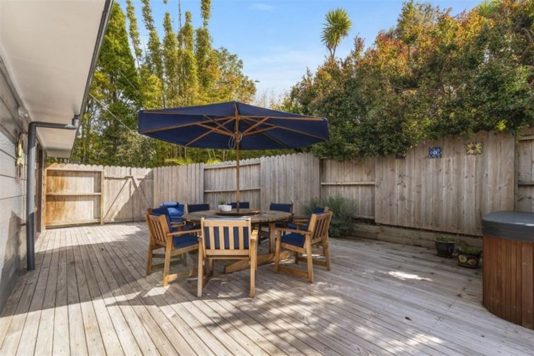 Photo of property in 1/16 Rossmore Terrace, Murrays Bay, Auckland, 0630
