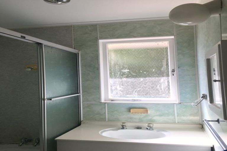 Photo of property in 65 Corunna Road, Milford, Auckland, 0620