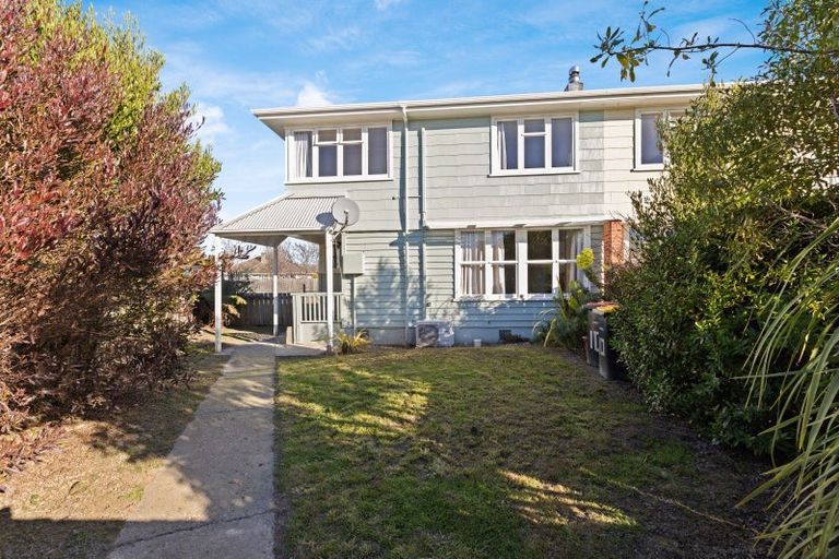 Photo of property in 8-10 Dix Crescent, Riversdale, Blenheim, 7201