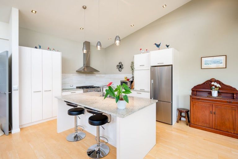 Photo of property in 21a Old Station Avenue, Wanaka, 9305