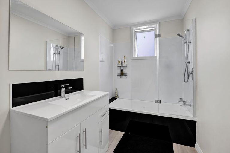 Photo of property in 29 Clifford Road, Eltham, 4322