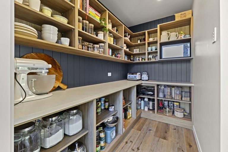 Photo of property in 3 Waipatukahu Lane, Raglan, 3225