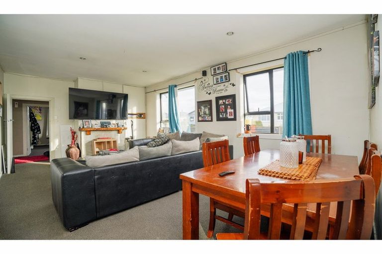 Photo of property in 64 Price Street, Grasmere, Invercargill, 9810