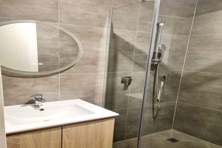 Photo of property in 16 Repehina Road, Flat Bush, Auckland, 2019