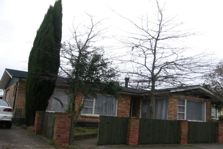 Photo of property in 3 Leslie Avenue, Cloverlea, Palmerston North, 4412