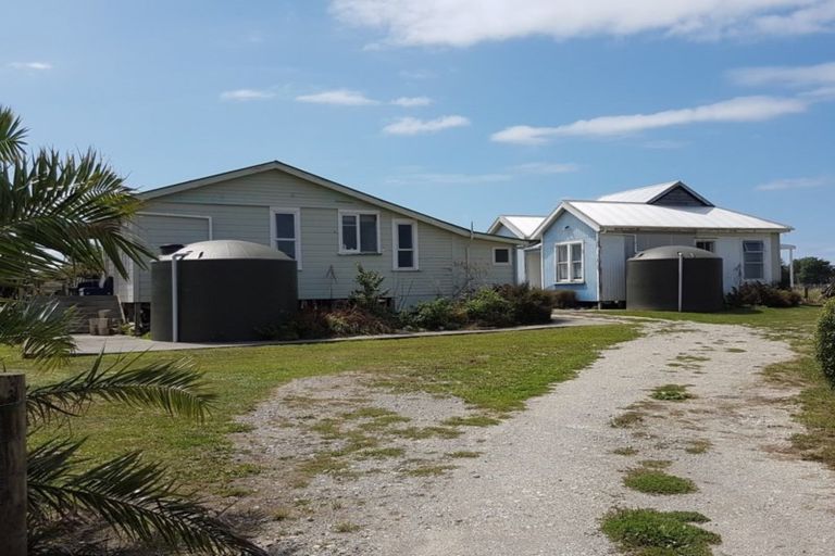 Photo of property in 22a Rangiuia Road, Tolaga Bay, 4077
