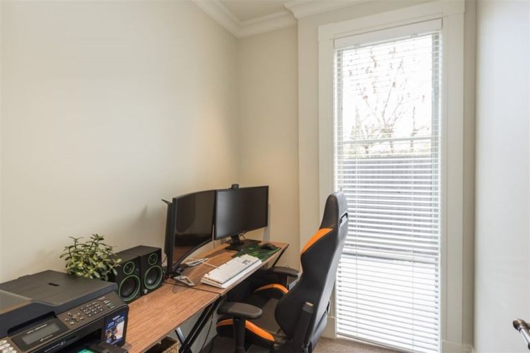 Photo of property in 6 Wairarapa Terrace, Merivale, Christchurch, 8014