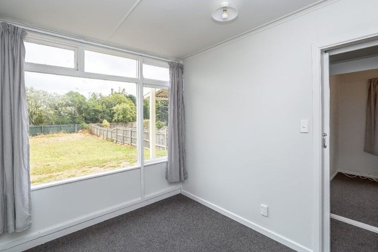 Photo of property in 27 Oxford Street, Lansdowne, Masterton, 5810