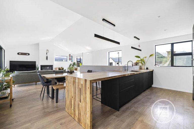 Photo of property in 15 Lorne Street, Lake Hayes, Queenstown, 9304