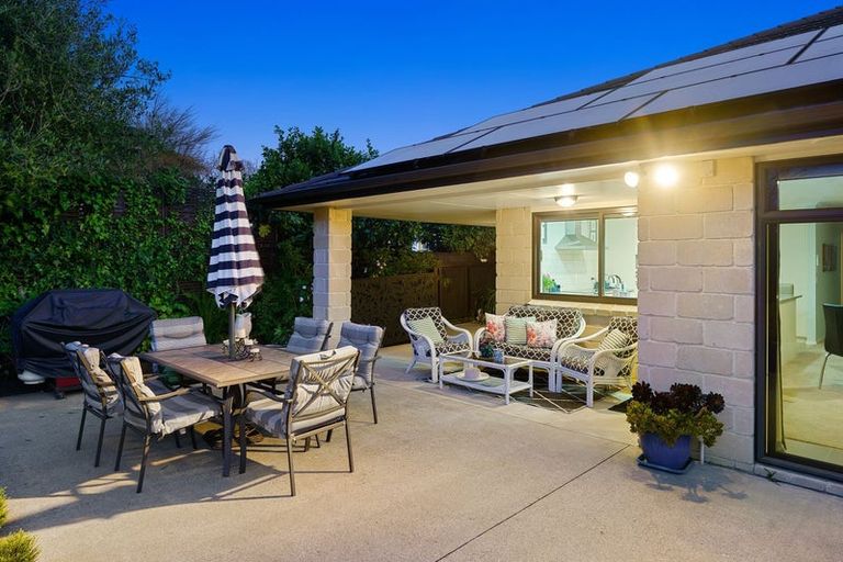 Photo of property in 387a Te Moana Road, Waikanae, 5036