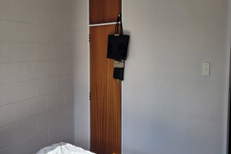 Photo of property in 24 Maire Street, Inglewood, 4330