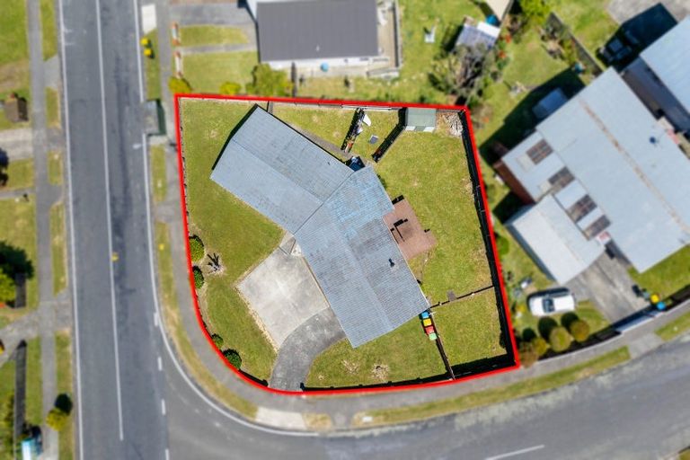 Photo of property in 62 Desert Gold Street, Ascot Park, Porirua, 5024