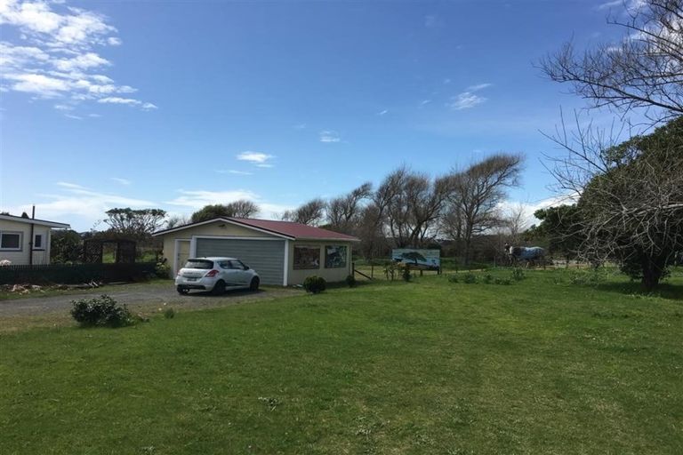 Photo of property in 10 Hana Udy Place, Paraparaumu Beach, Paraparaumu, 5032