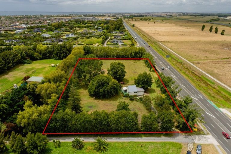 Photo of property in 190a Tara Road, Papamoa Beach, Te Puke, 3187
