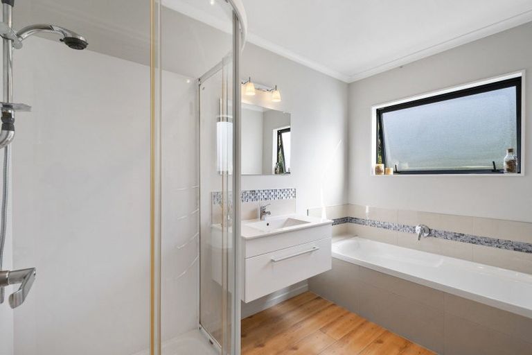 Photo of property in 125b Rowes Road, Hunterville, 4785